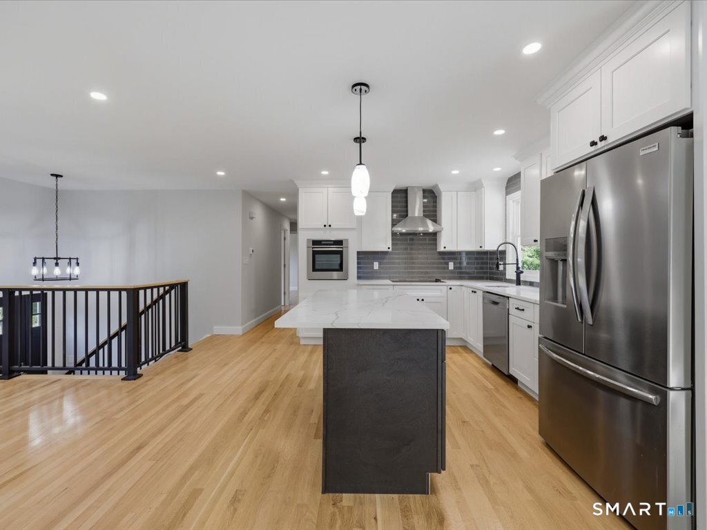 111 Carriage Drive North Haven CT 06473