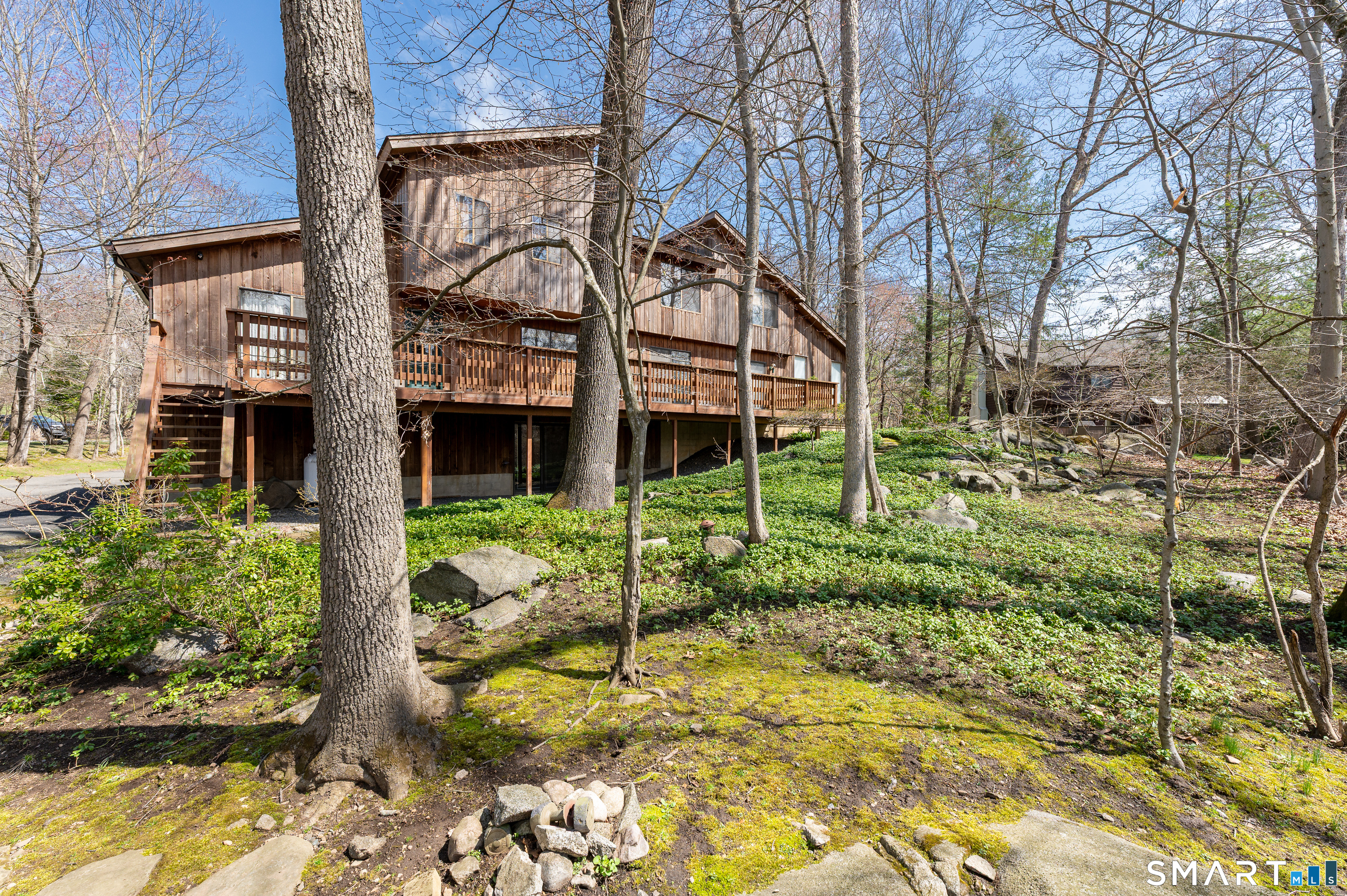 171 Highline Trail Stamford CT 06902
