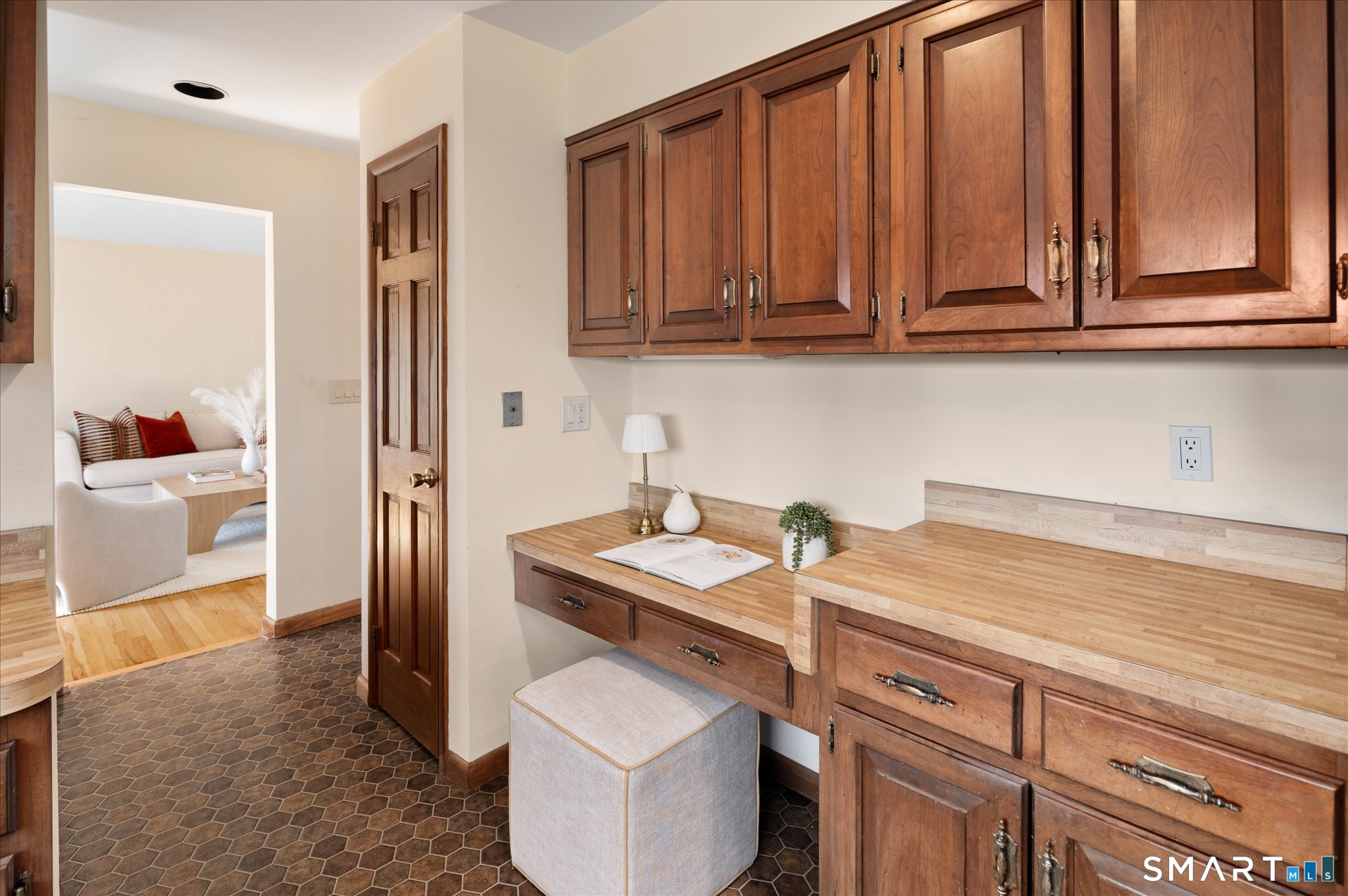 171 Highline Trail Stamford CT 06902