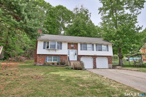 58 Oak Hollow Drive Waterbury CT 06708