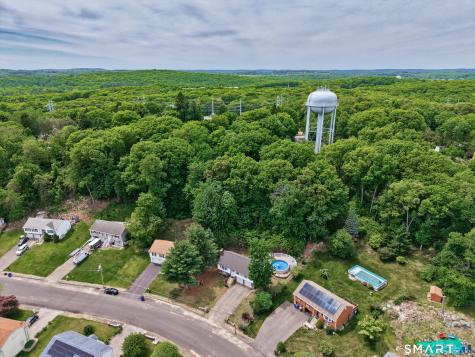 58 Oak Hollow Drive Waterbury CT 06708