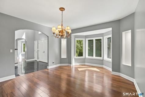 16 Mountaincrest Drive Cheshire CT 06410