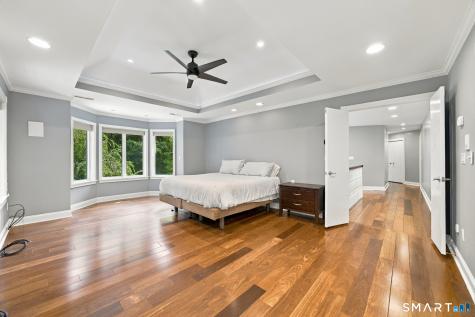 16 Mountaincrest Drive Cheshire CT 06410