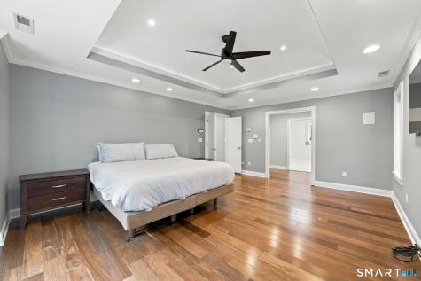 16 Mountaincrest Drive Cheshire CT 06410