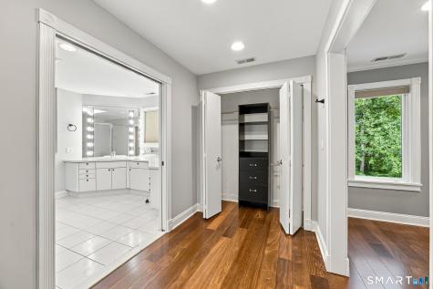 16 Mountaincrest Drive Cheshire CT 06410