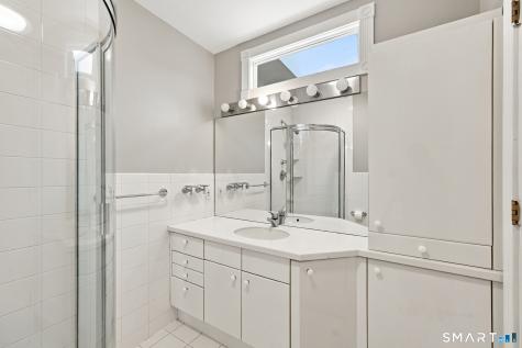 16 Mountaincrest Drive Cheshire CT 06410
