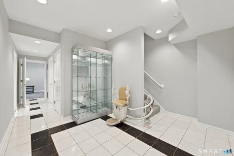 16 Mountaincrest Drive Cheshire CT 06410