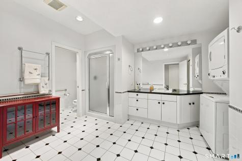 16 Mountaincrest Drive Cheshire CT 06410