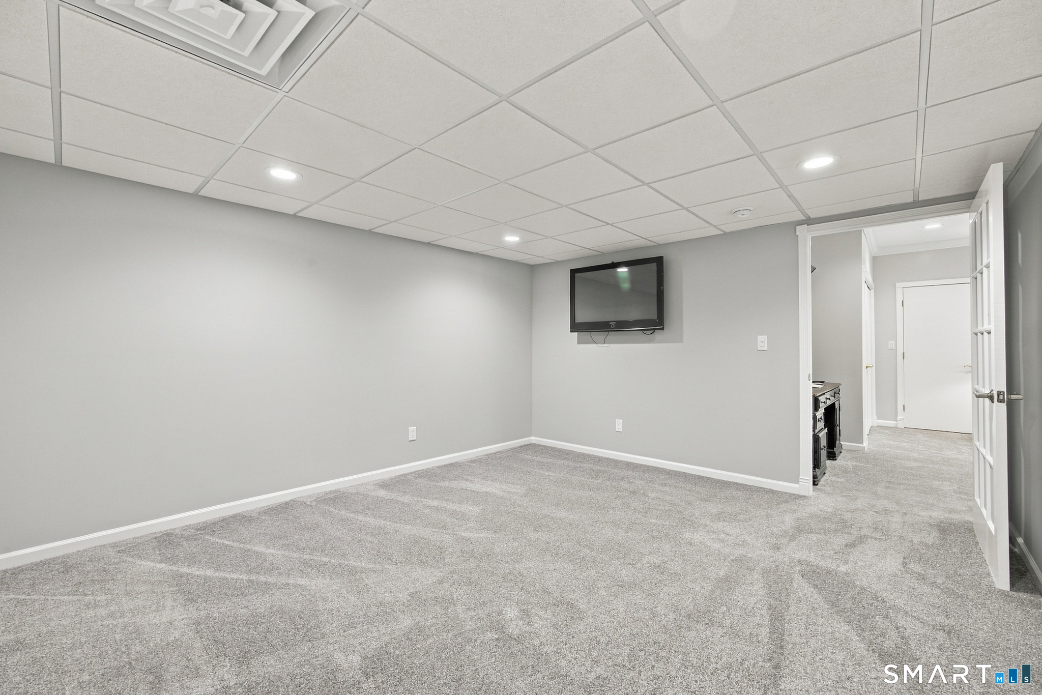 16 Mountaincrest Drive Cheshire CT 06410