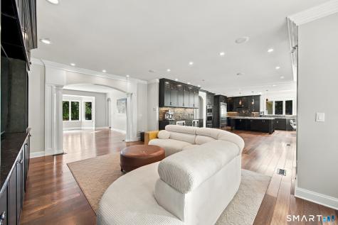 16 Mountaincrest Drive Cheshire CT 06410