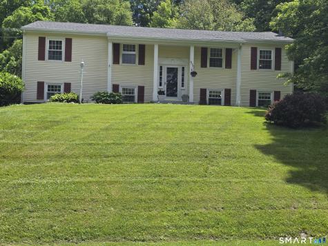 460 North Bigelow Road Hampton CT 06247