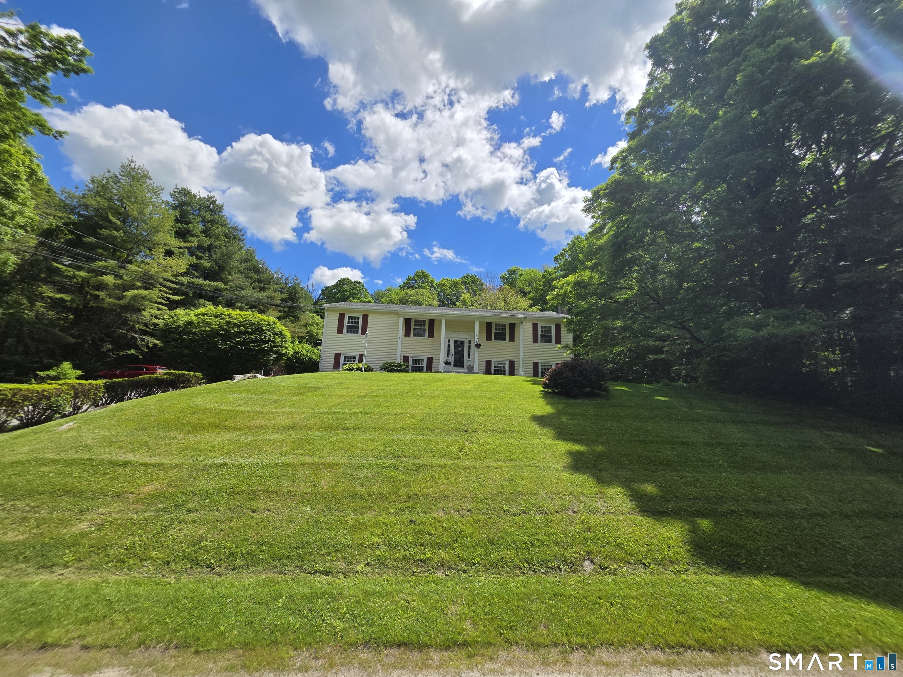 460 North Bigelow Road Hampton CT 06247