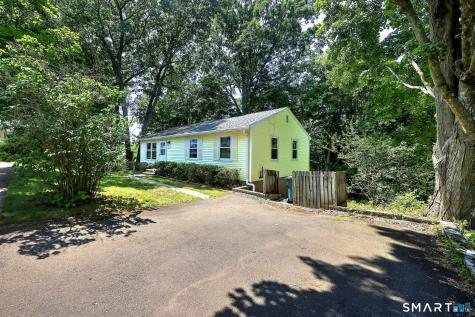 232 Anns Farm Road Hamden CT 06518