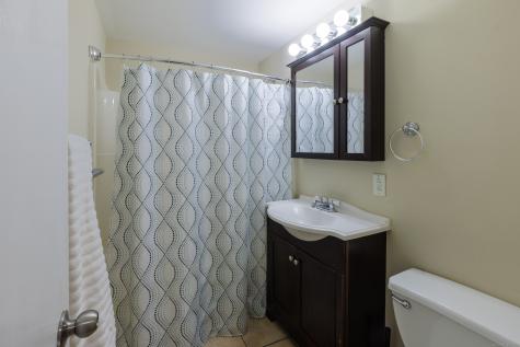 239-A Rockledge Road Lyme CT 06371