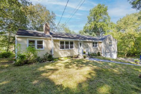 239-A Rockledge Road Lyme CT 06371