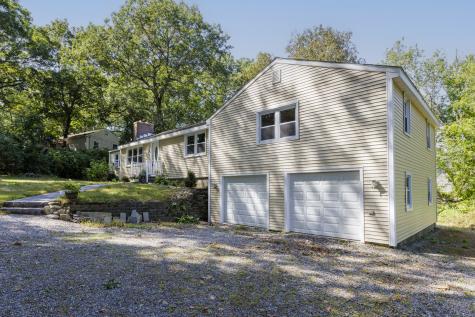 239-A Rockledge Road Lyme CT 06371