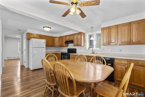 28 Kitts Lane Newington CT 06111