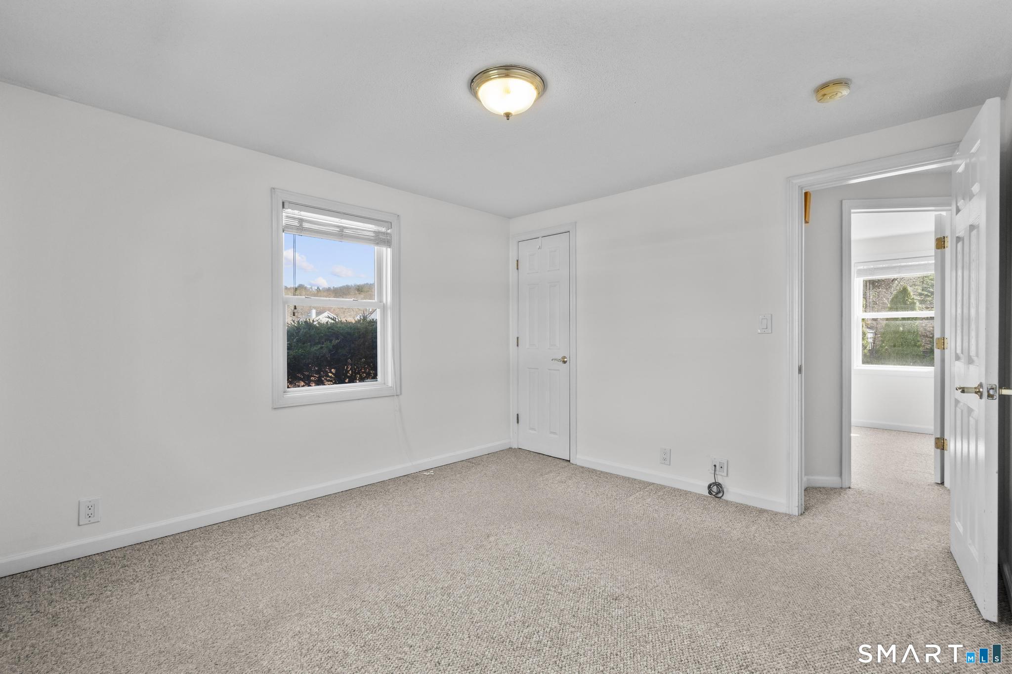 28 Kitts Lane Newington CT 06111