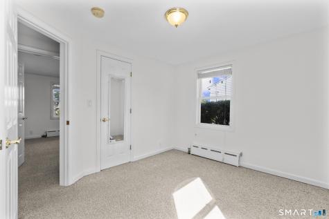 28 Kitts Lane Newington CT 06111
