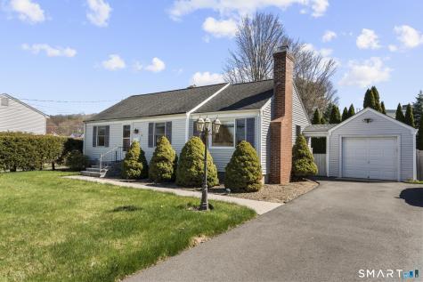 28 Kitts Lane Newington CT 06111