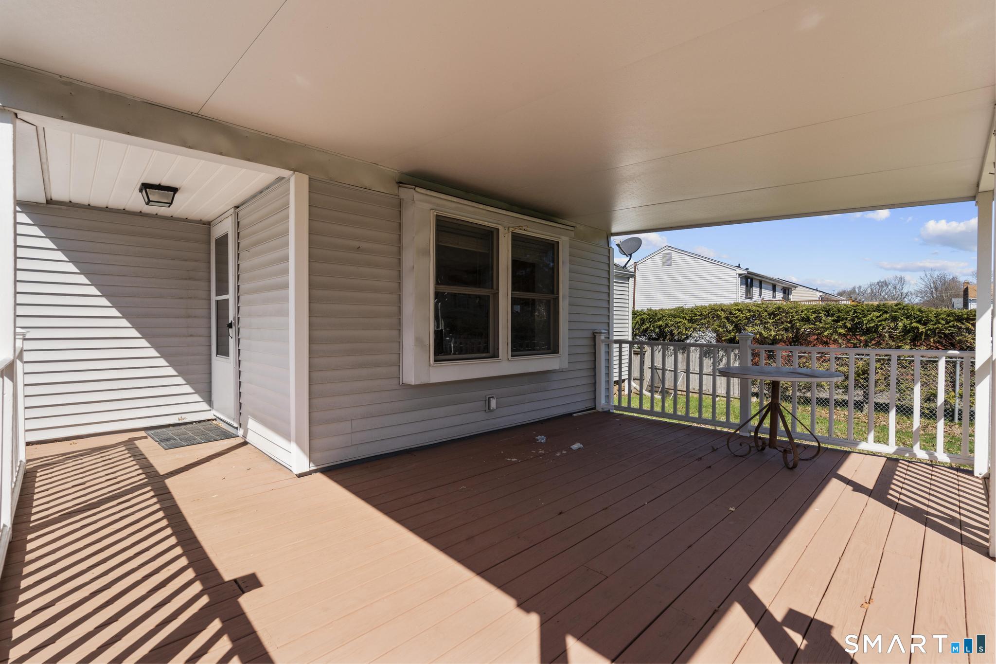 28 Kitts Lane Newington CT 06111