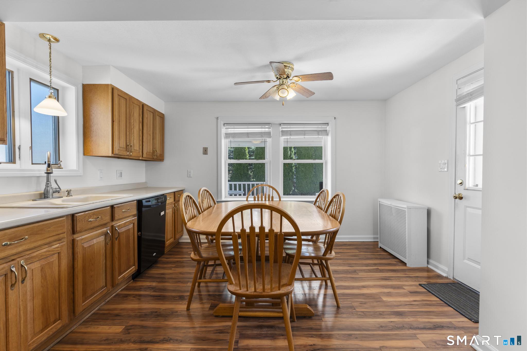 28 Kitts Lane Newington CT 06111