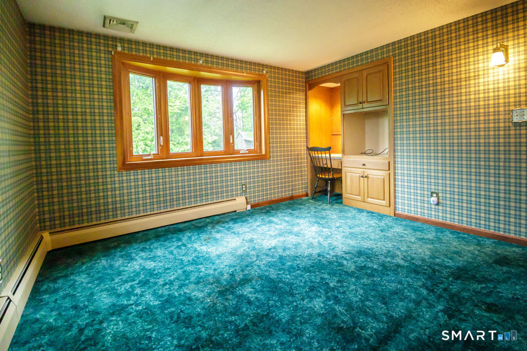 73 Cawley Street Bristol CT 06010