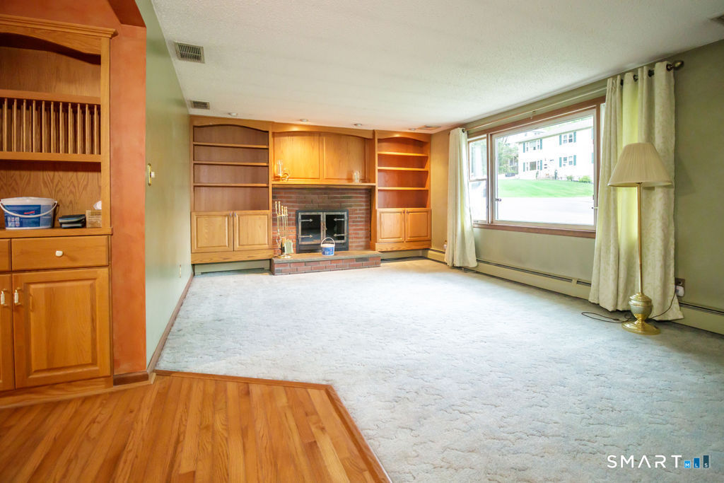 73 Cawley Street Bristol CT 06010