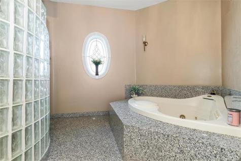 195 Injun Hollow Road Haddam CT 06424