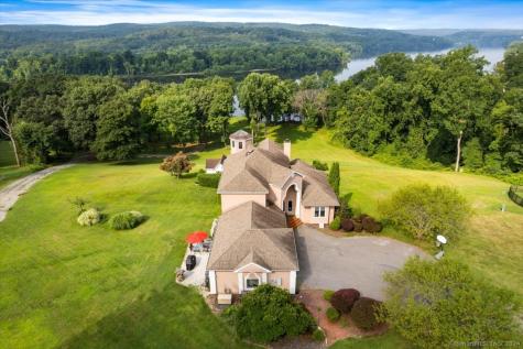 195 Injun Hollow Road Haddam CT 06424