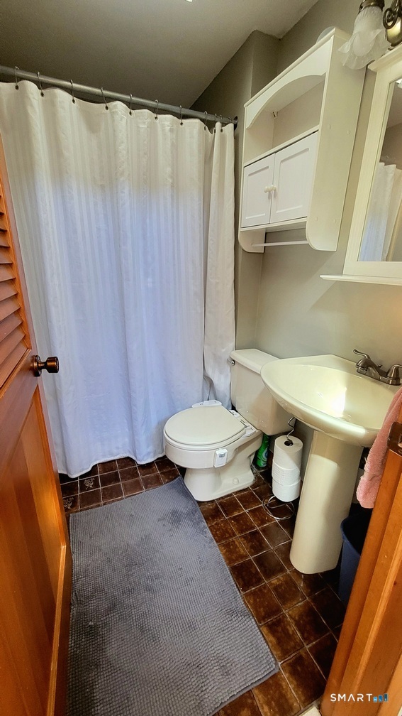114 Murlyn Road Hamden CT 06518