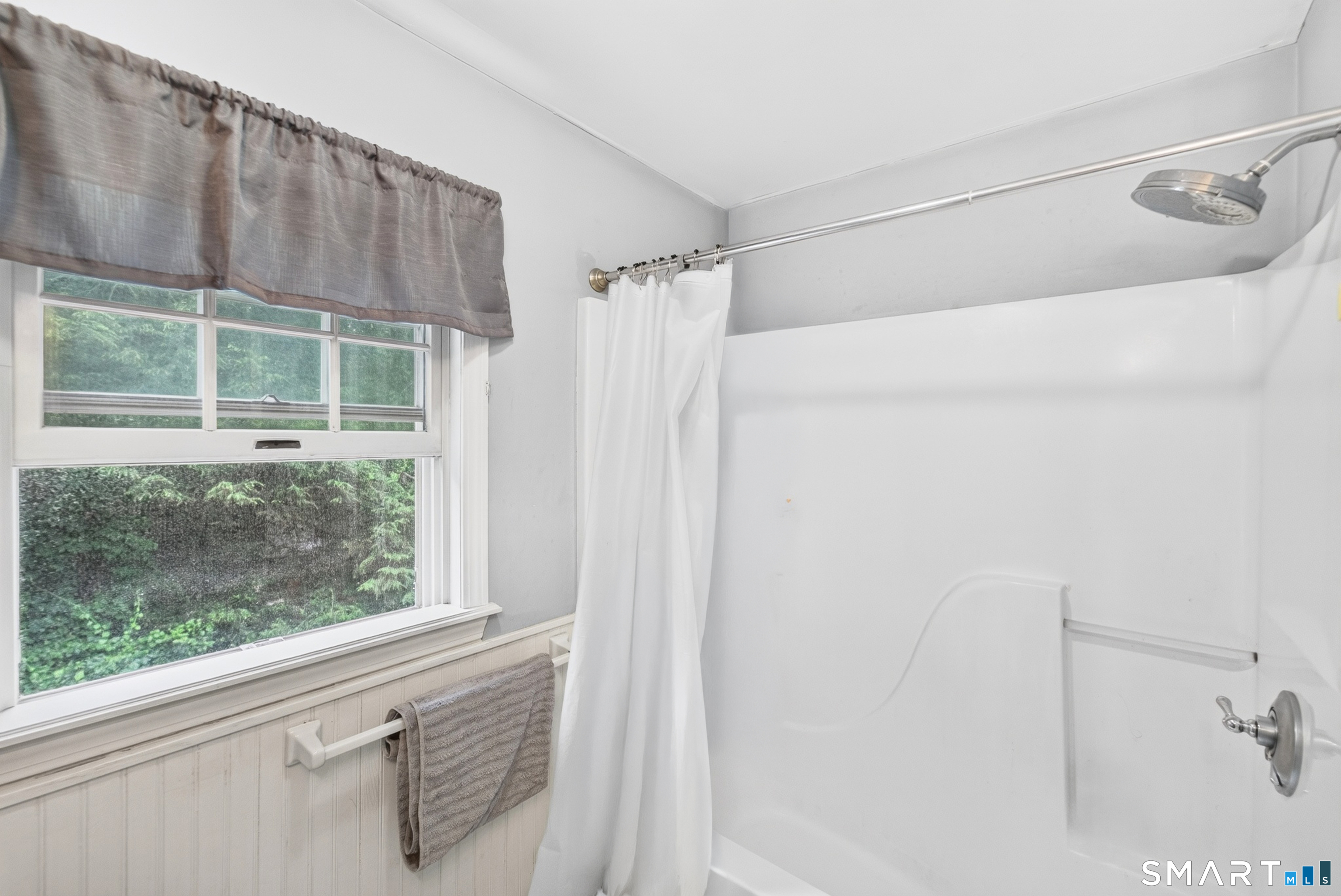 26 Bush Hill Road Brooklyn CT 06234