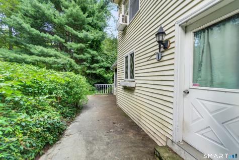 26 Bush Hill Road Brooklyn CT 06234