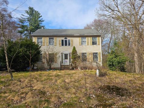 935 Gaylord Mountain Road Hamden CT 06518