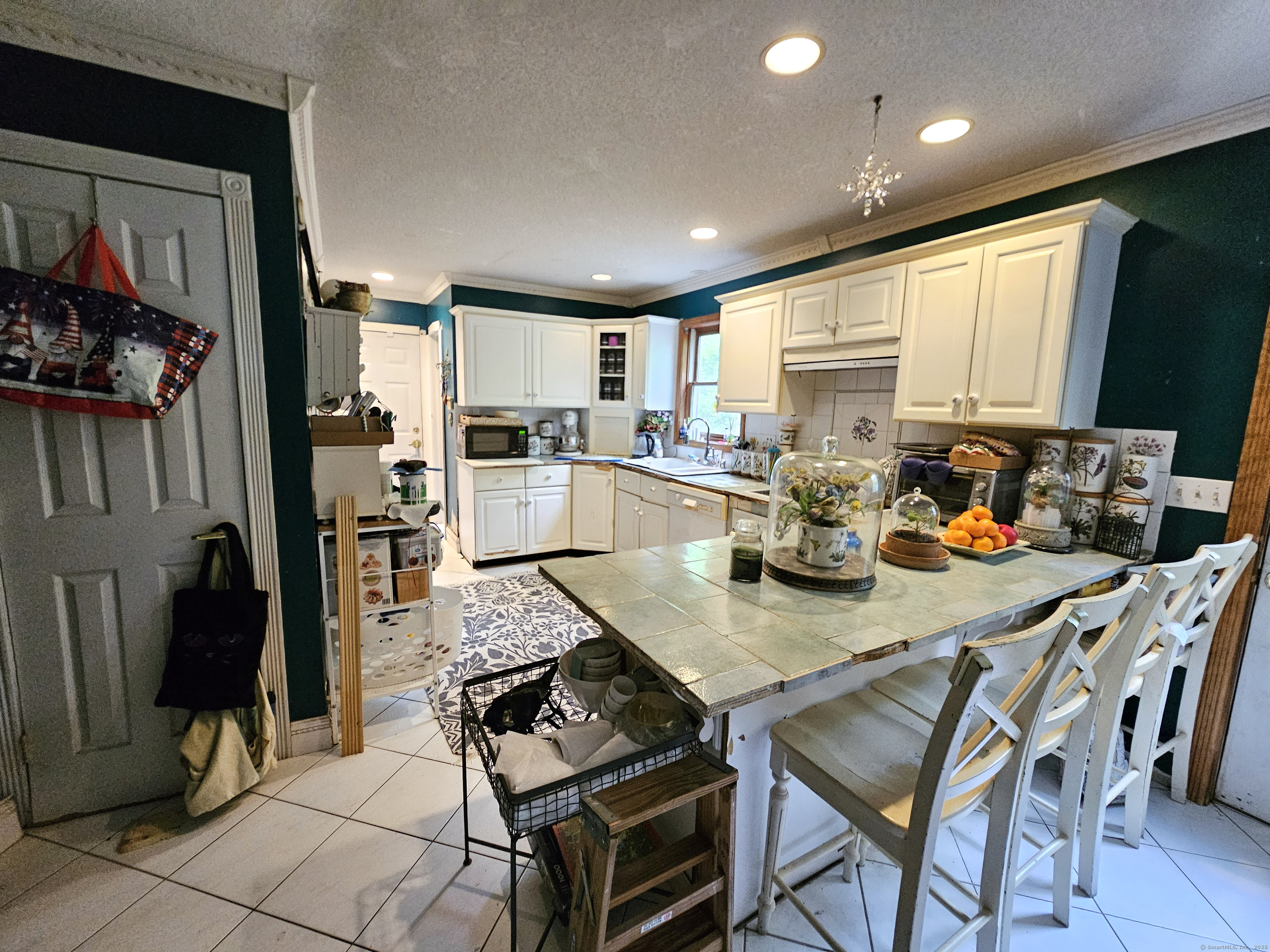 935 Gaylord Mountain Road Hamden CT 06518