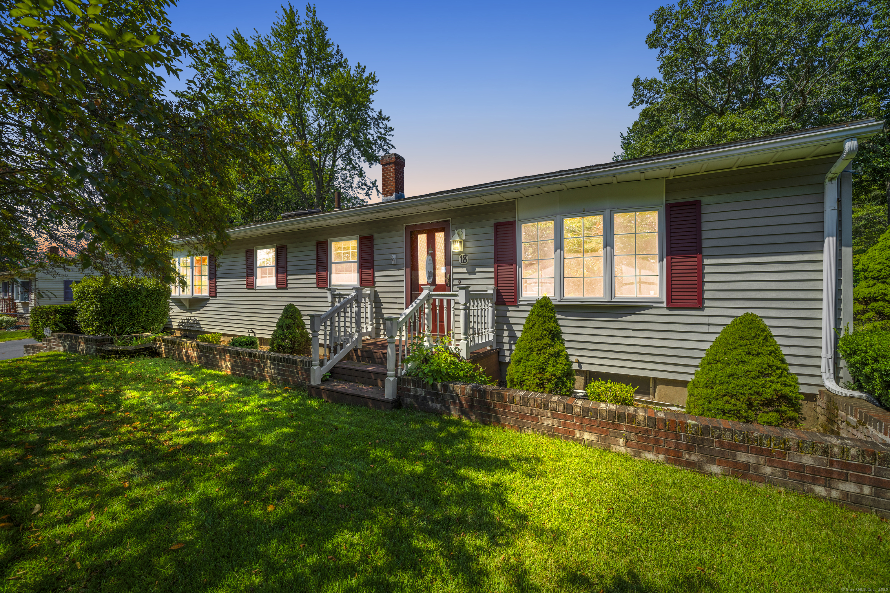 18 Glen Oak Drive Enfield CT 06082