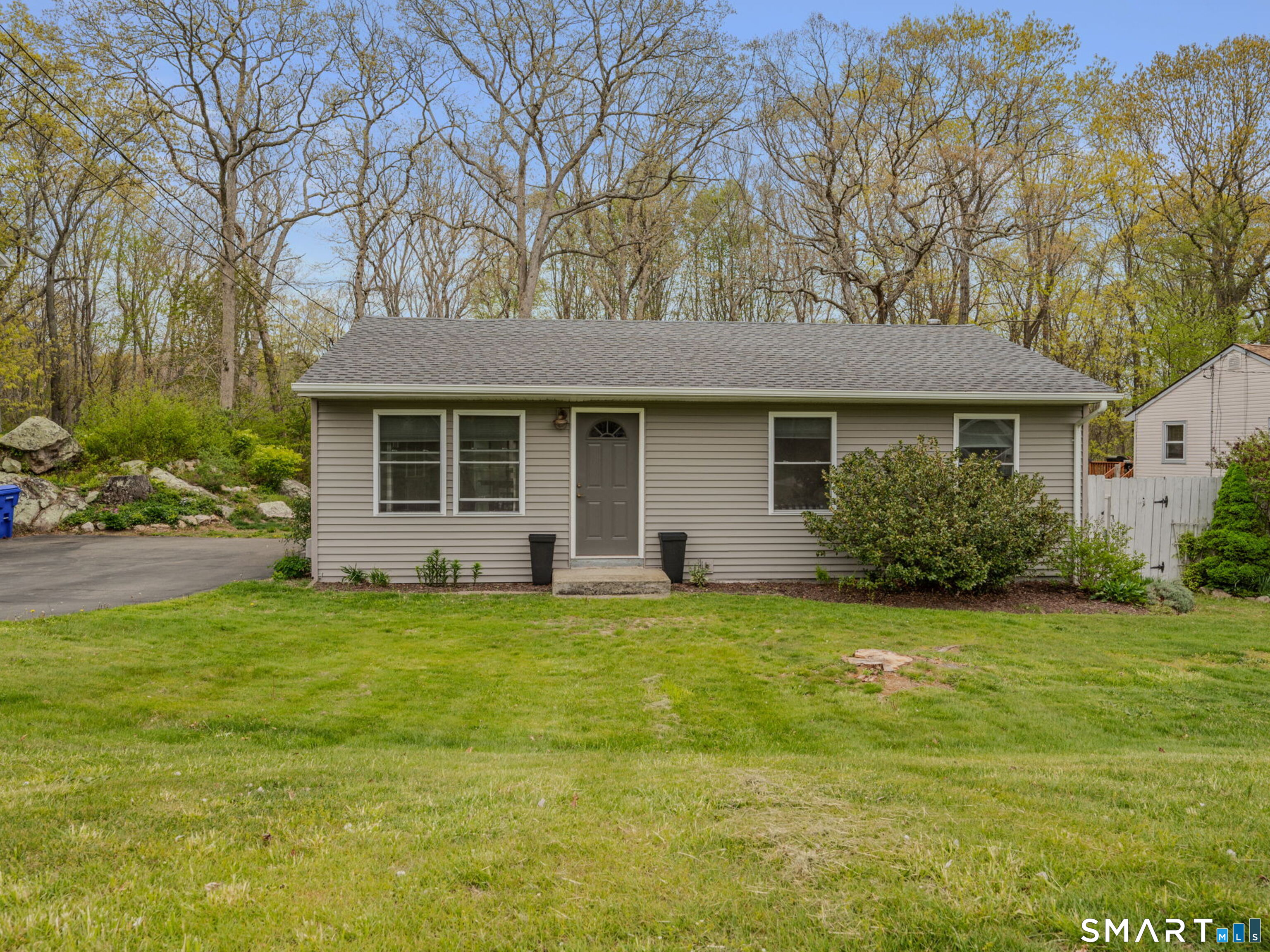 21 Whittle Street Groton CT 06355