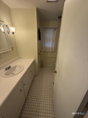 104 Sunset Road Newington CT 06111