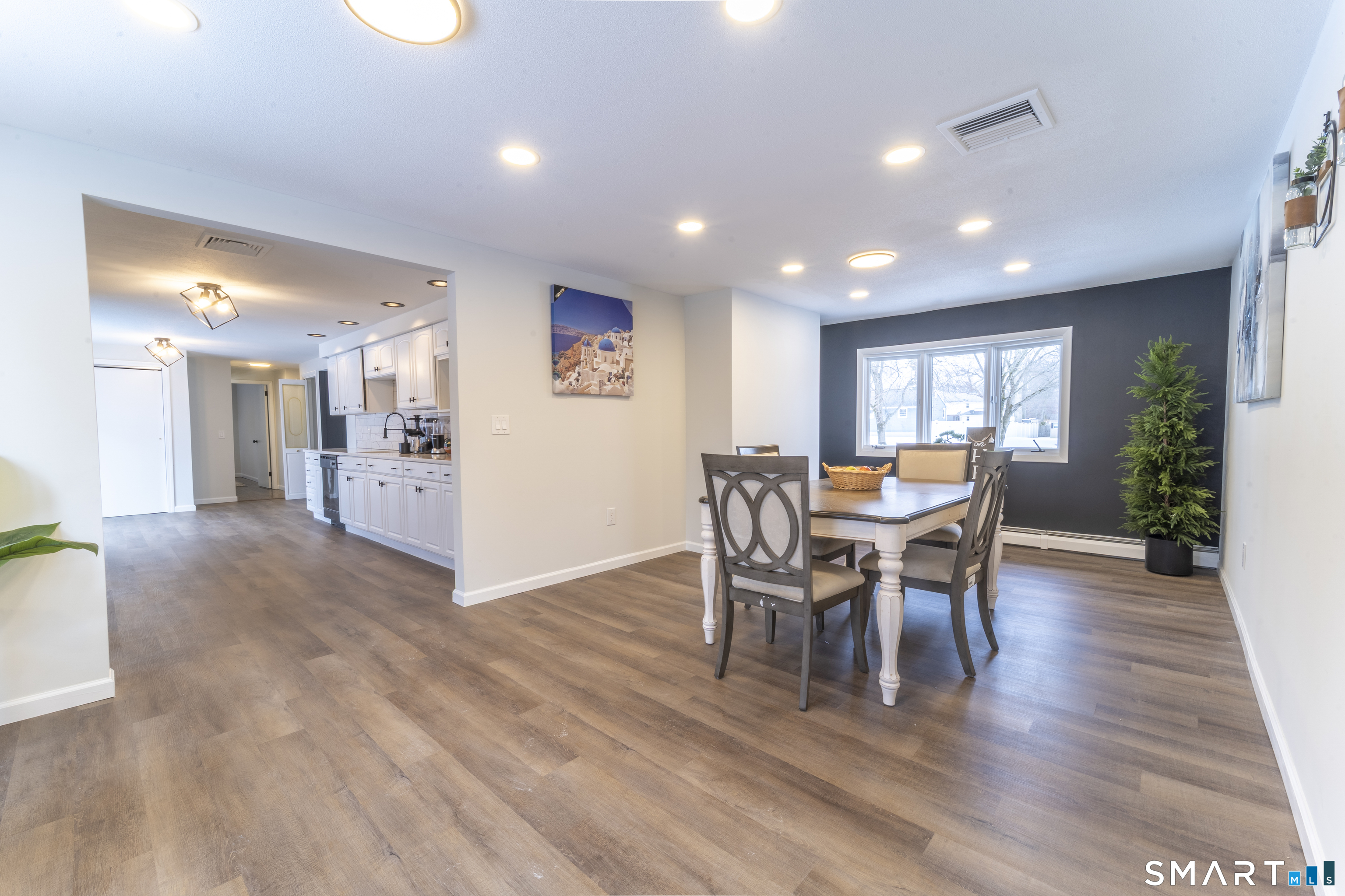 97 University Avenue East Hartford CT 06108