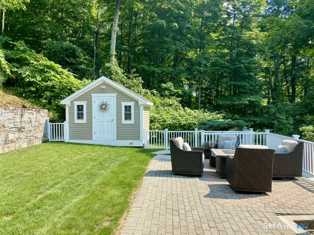 327 Jones Road Naugatuck CT 06770