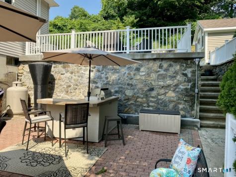 327 Jones Road Naugatuck CT 06770