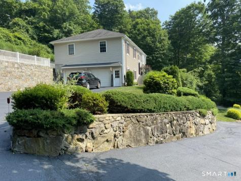 327 Jones Road Naugatuck CT 06770