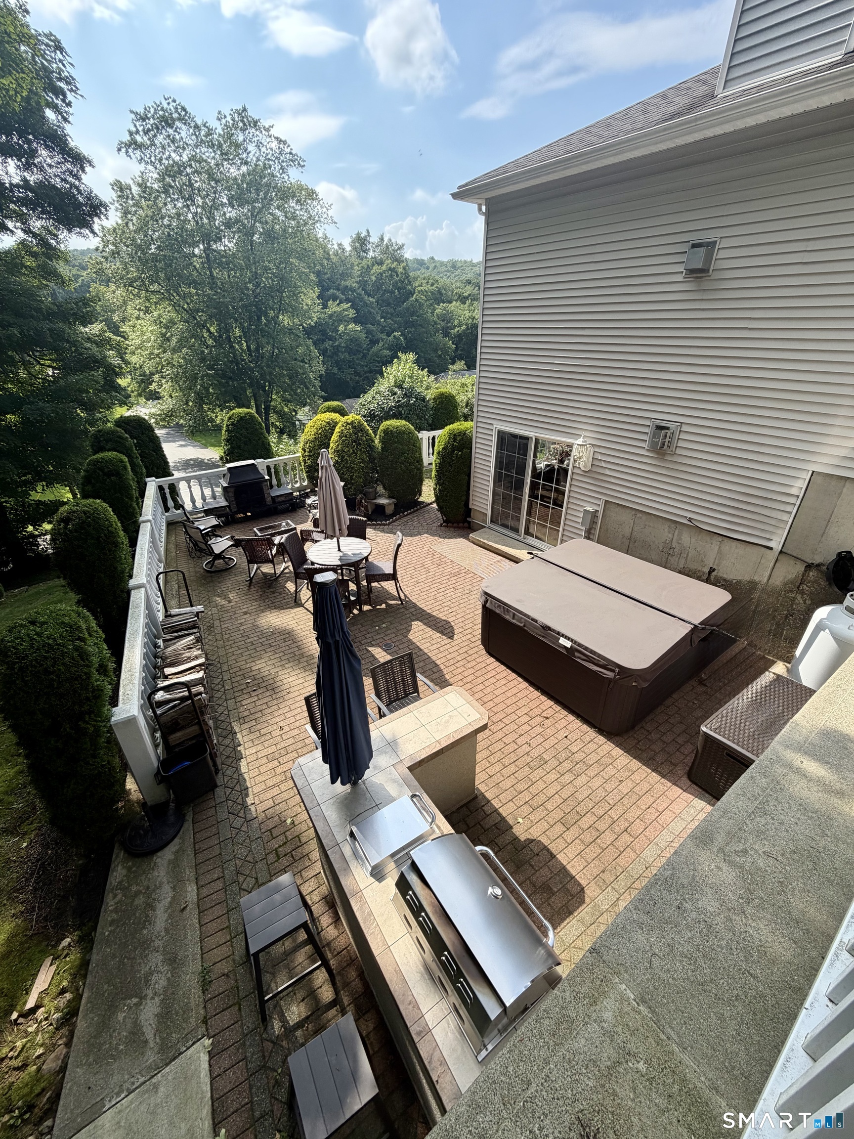 327 Jones Road Naugatuck CT 06770
