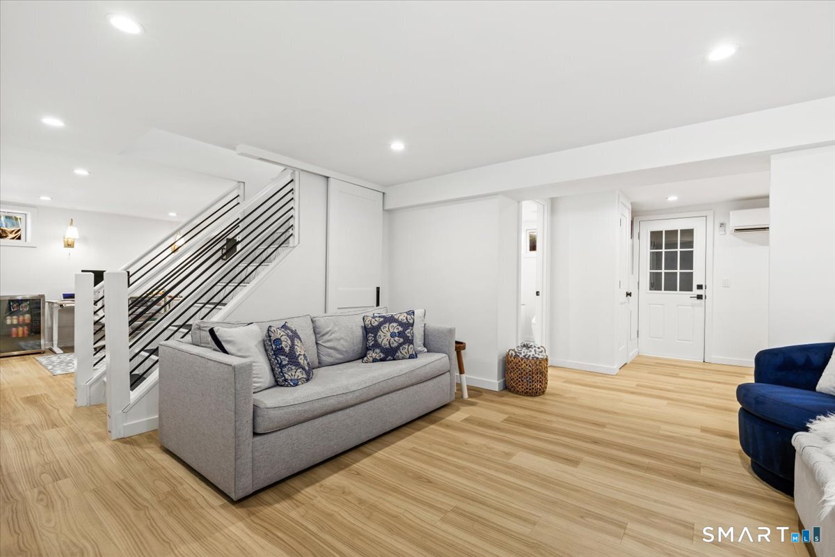 105 Holmes Avenue Darien CT 06820