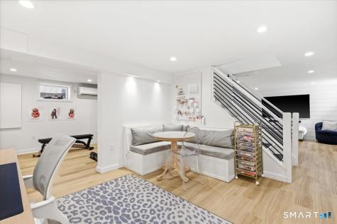 105 Holmes Avenue Darien CT 06820