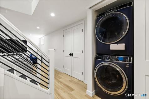 105 Holmes Avenue Darien CT 06820