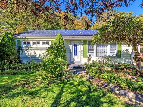 145 Spencer Drive Middletown CT 06457