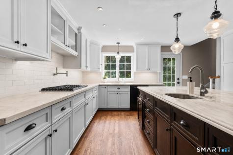 77 Hesseky Meadow Road Woodbury CT 06798