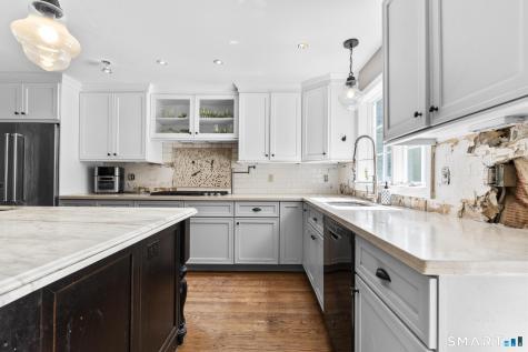 77 Hesseky Meadow Road Woodbury CT 06798
