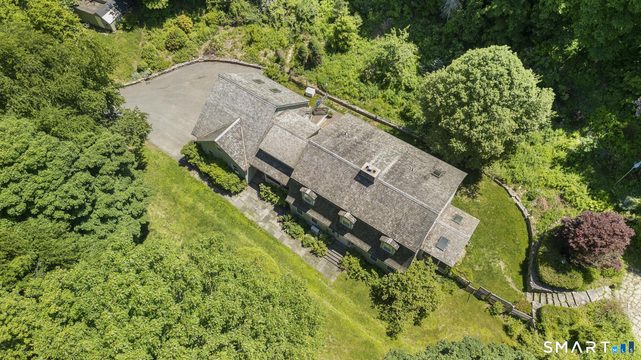 77 Hesseky Meadow Road Woodbury CT 06798